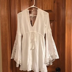 Abercrombie and Fitch Bell Sleeve Dress